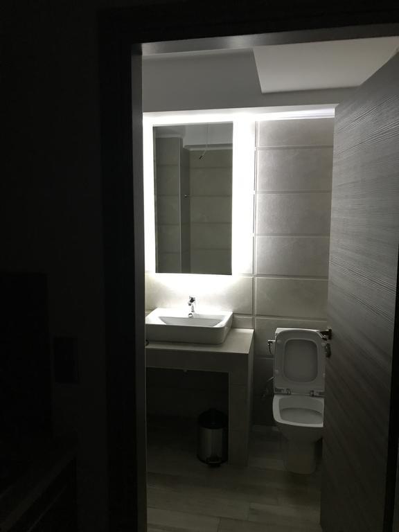 אספרובלטה B. U. Luxury Apartments מראה חיצוני תמונה